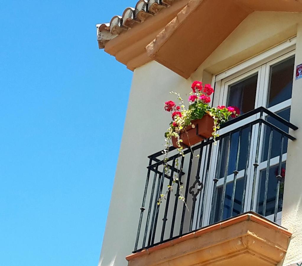 Chalet Trolio Bed & Breakfast Alhendín Εξωτερικό φωτογραφία